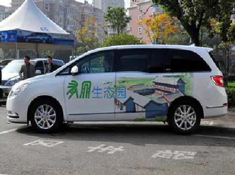 凉山州户外车贴喷绘如何保持效果?